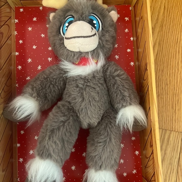 - - Reindeer In Here A Christmas Friend HC Book Plush Gift Set elf on shelf - Picture 2 of 5